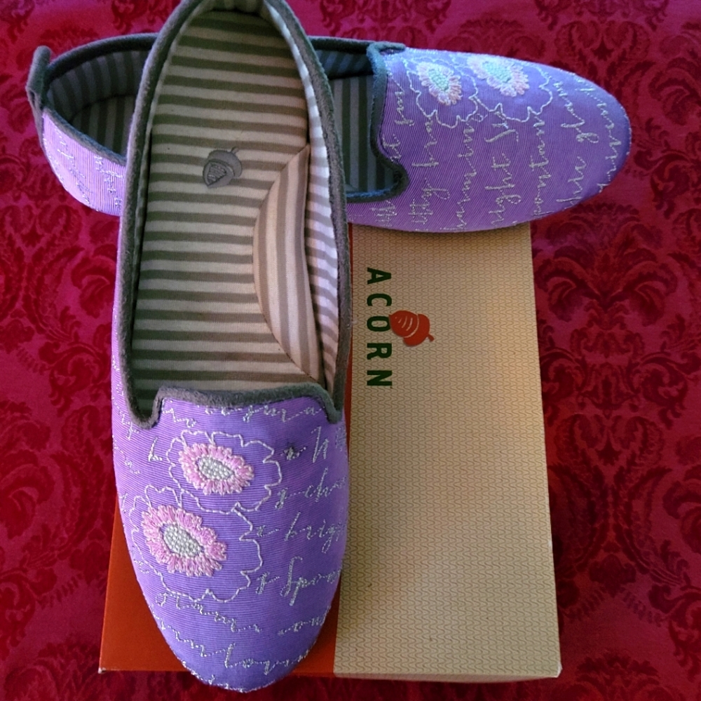 ACORN new embroidered slippers